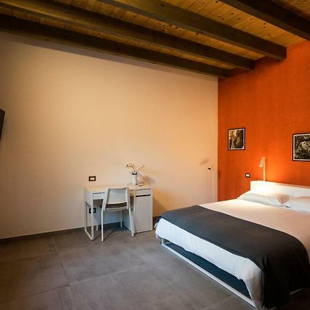 La Casa Di Raffaele Hotel Matera Buitenkant foto